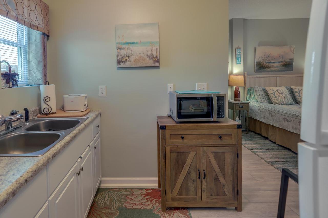 Sneads Ferry Vacation Rental Studio With Water Views Eksteriør billede