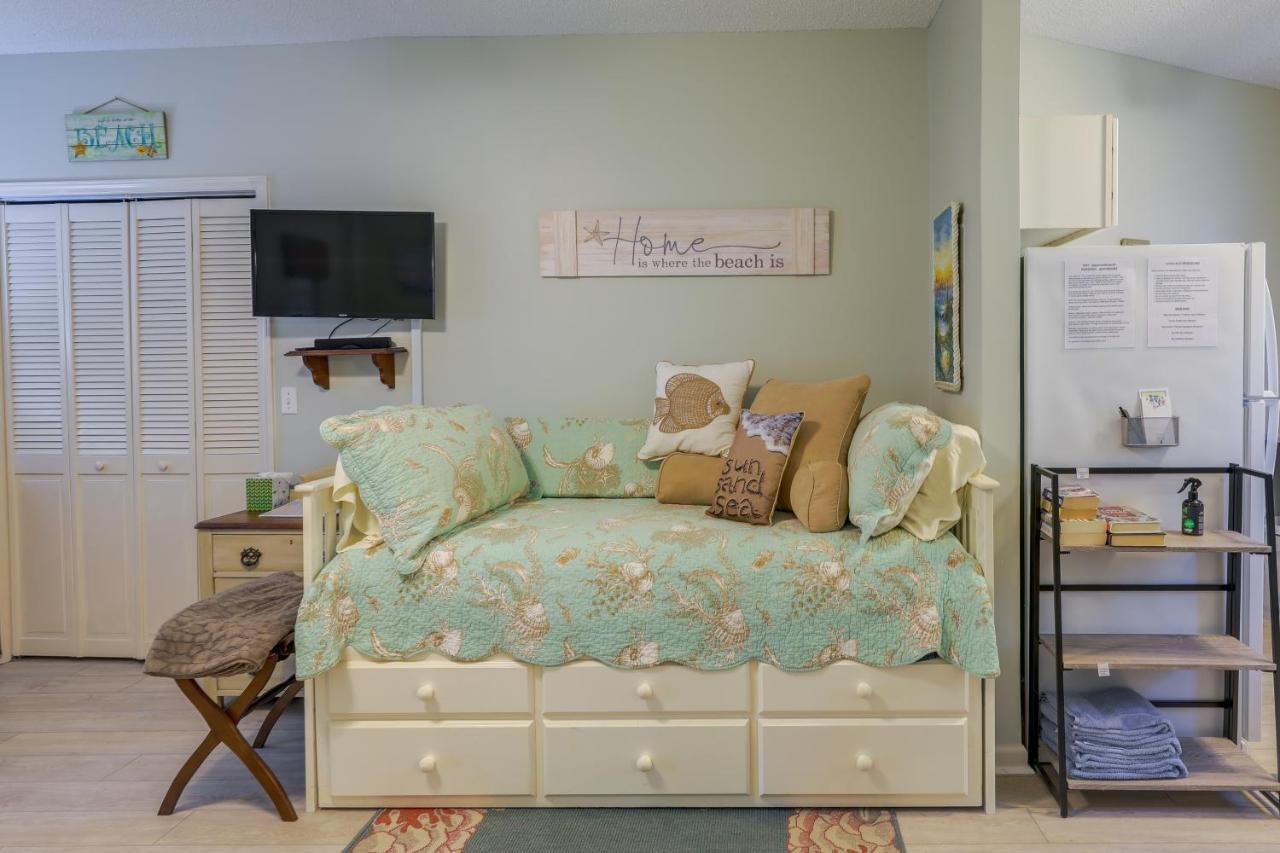Sneads Ferry Vacation Rental Studio With Water Views Eksteriør billede